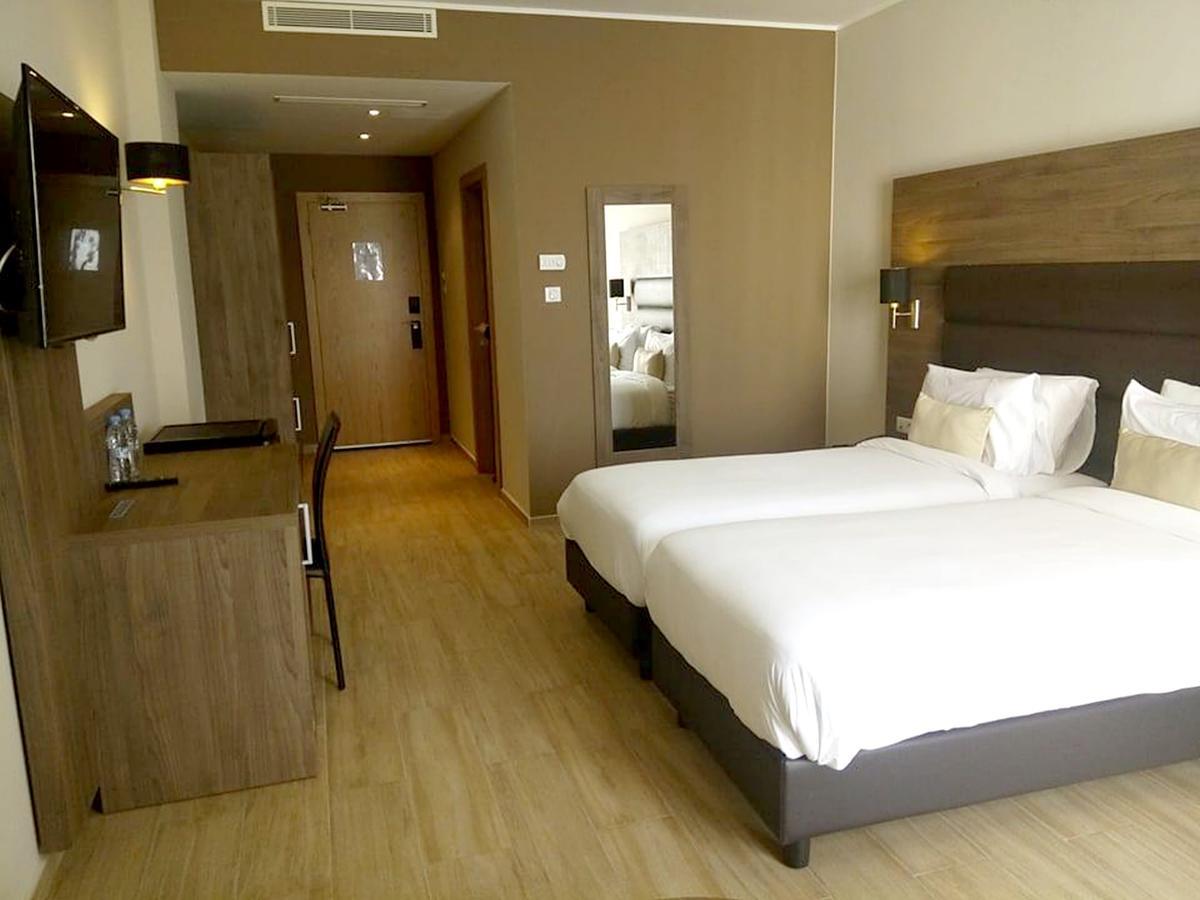 Le Zenith Hotel Oran Exterior photo